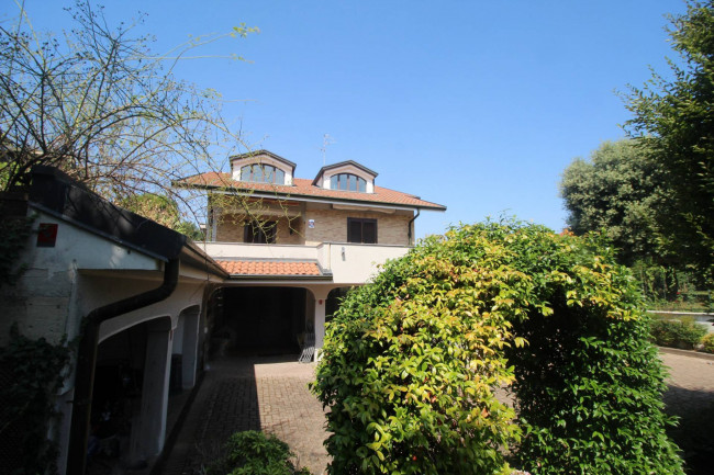 Villa in vendita a Misinto