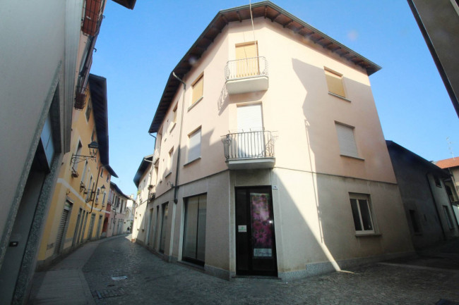 Appartamento in vendita a Lazzate