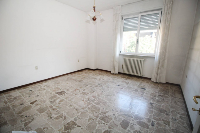 Appartamento in vendita a Lazzate