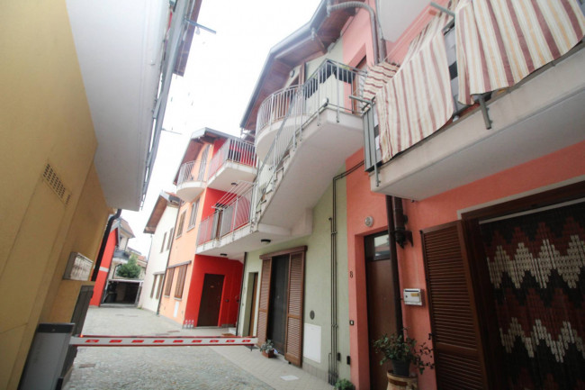 Appartamento in vendita a Lazzate