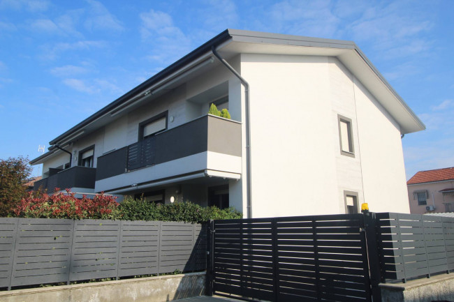 Villette a schiera in vendita a Uboldo