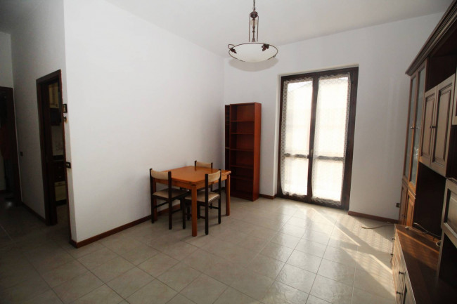 Appartamento in vendita a Lazzate