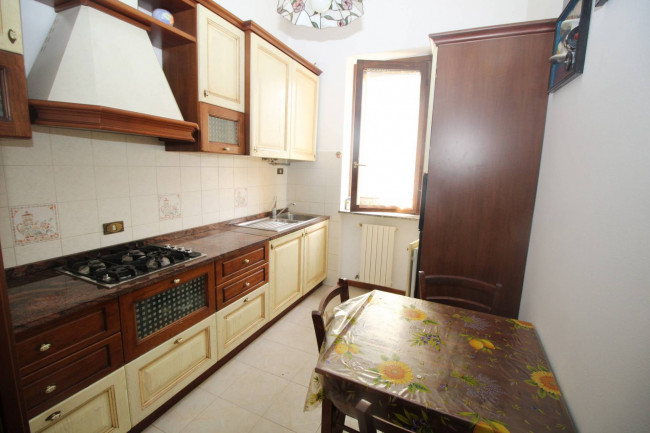 Appartamento in vendita a Lazzate