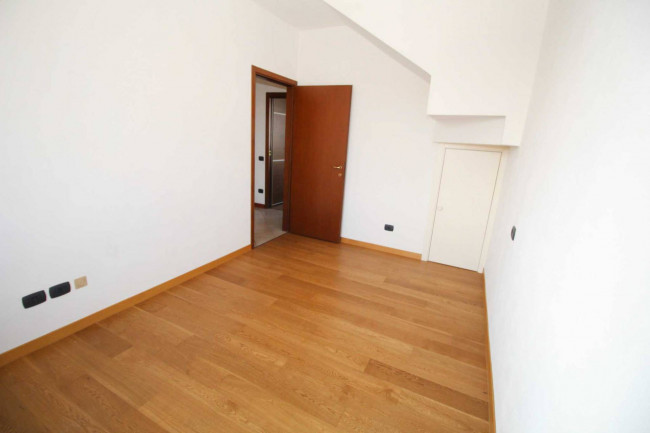 Appartamento in vendita a Lazzate