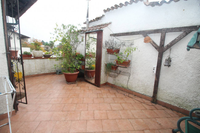 Appartamento in vendita a Misinto