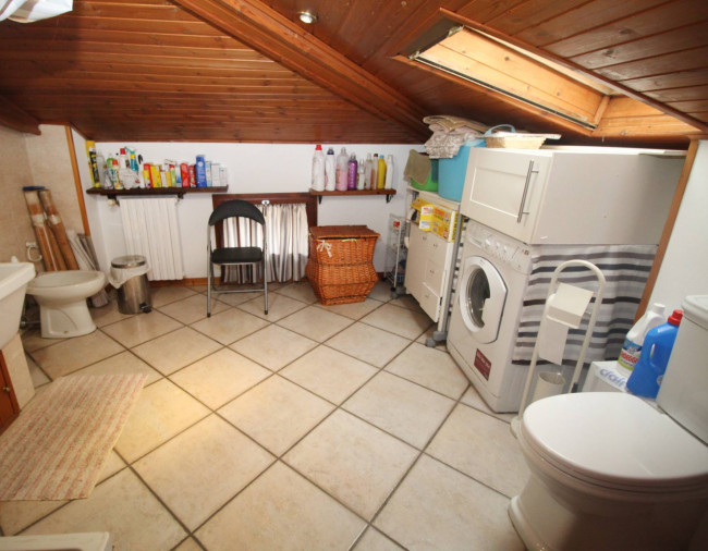 Appartamento in vendita a Misinto