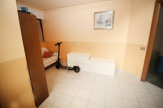 Appartamento in vendita a Lazzate