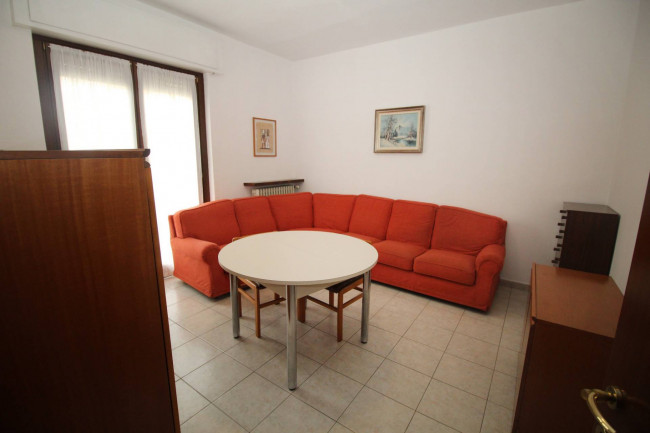 Appartamento in vendita a Lazzate