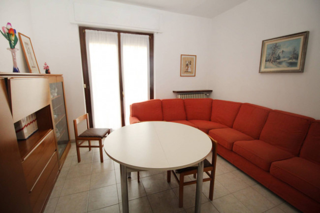 Appartamento in vendita a Lazzate