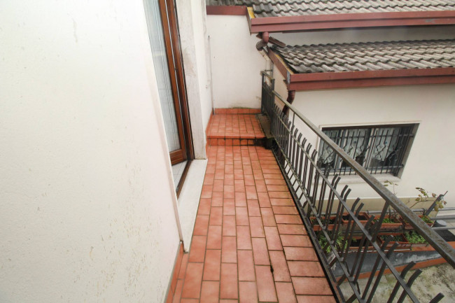 Appartamento in vendita a Lazzate