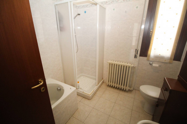 Appartamento in vendita a Lazzate