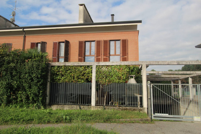 Villette a schiera in vendita a Seveso