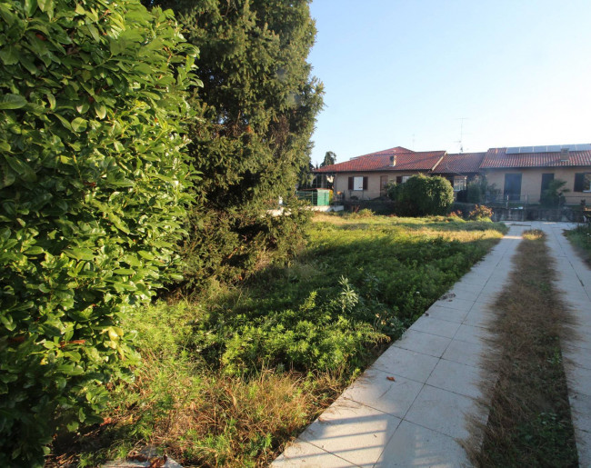 Terreno edificabile in vendita a Misinto