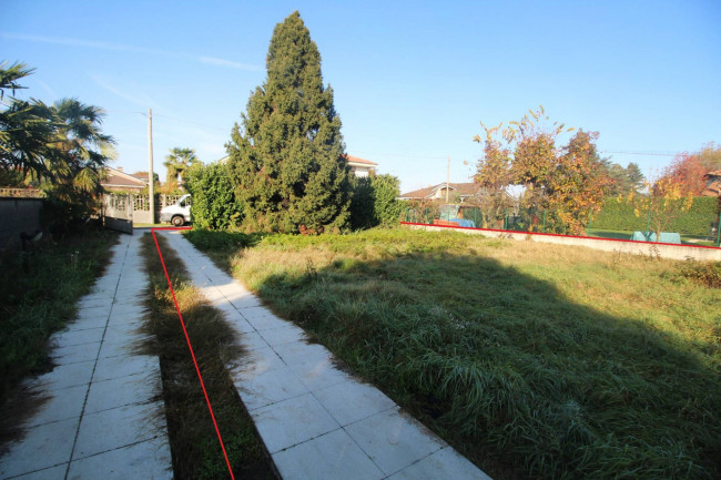 Terreno edificabile in vendita a Misinto