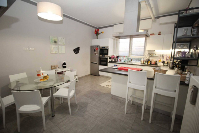 Appartamento in vendita a Lazzate