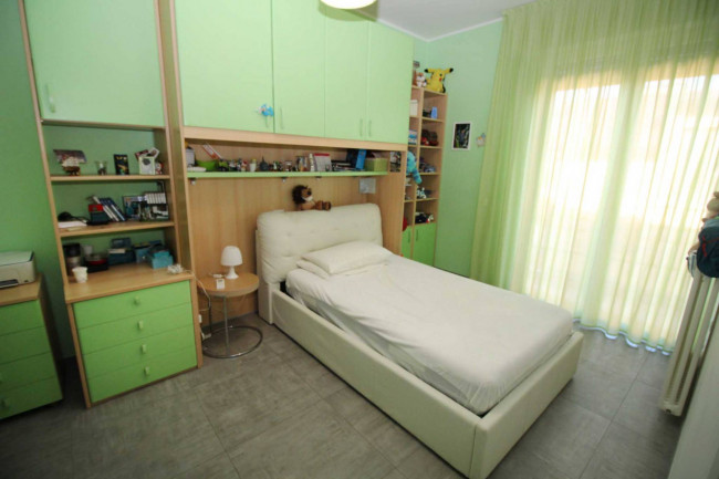 Appartamento in vendita a Lazzate