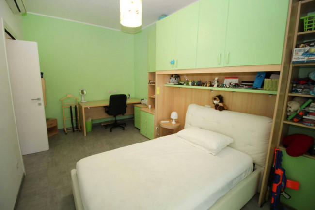 Appartamento in vendita a Lazzate