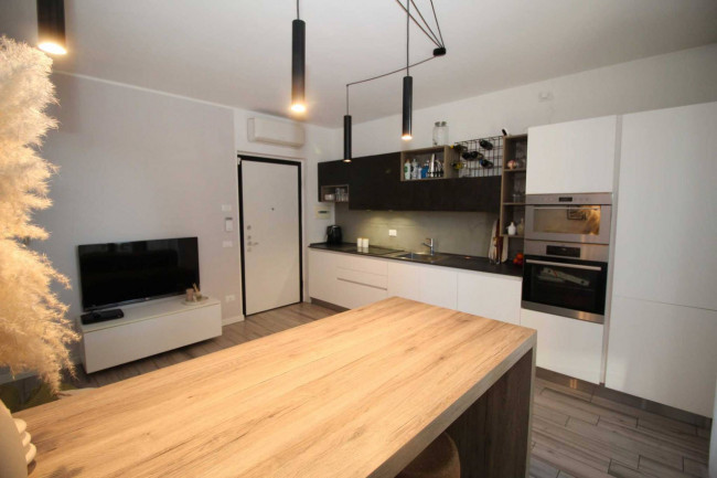 Appartamento in vendita a Lentate sul Seveso