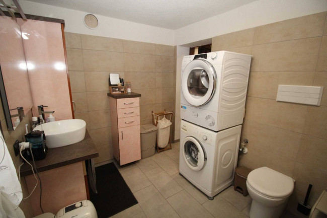 Appartamento in vendita a Misinto