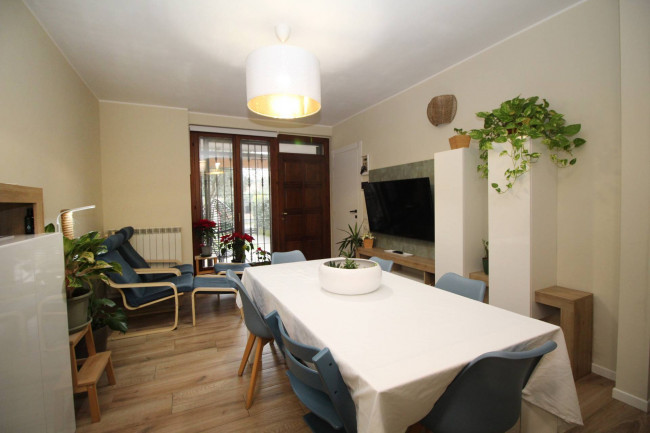 Villette a schiera in vendita a Lazzate