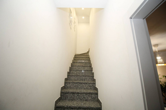 Villette a schiera in vendita a Lazzate