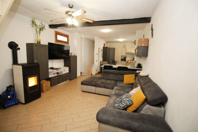 Appartamento in vendita a Bregnano