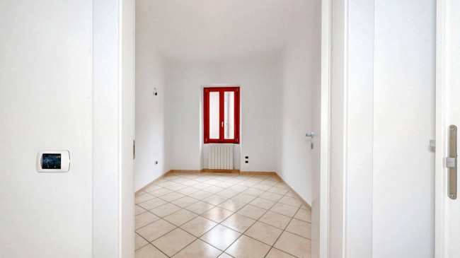 Appartamento in vendita a Lazzate