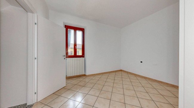 Appartamento in vendita a Lazzate