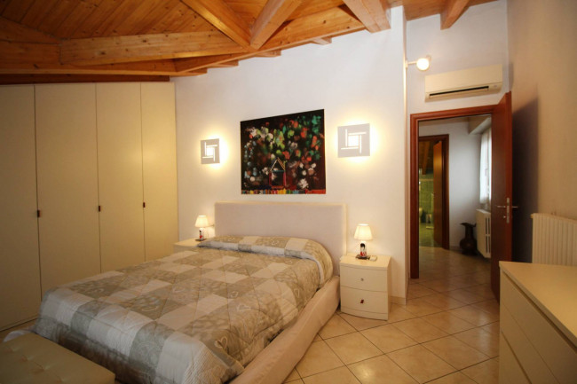 Appartamento in vendita a Cogliate