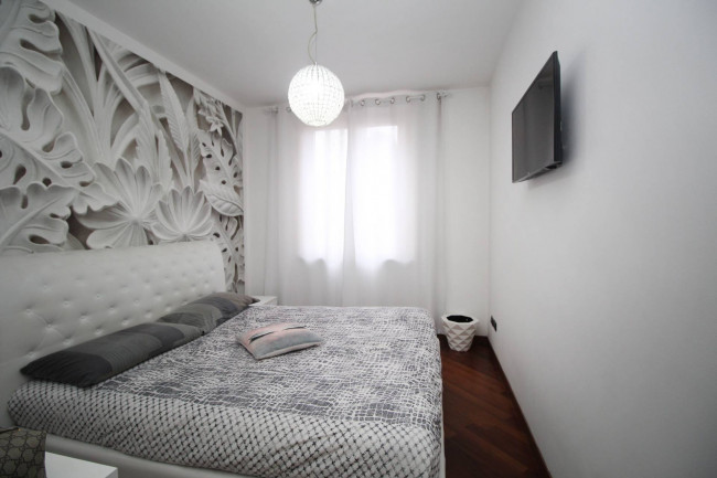 Appartamento in vendita a Lazzate