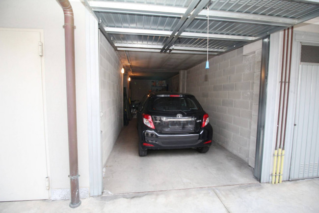 Appartamento in vendita a Lazzate