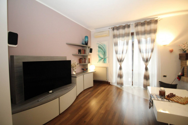 Appartamento in vendita a Lazzate