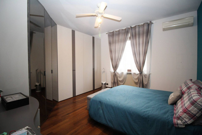 Appartamento in vendita a Lazzate