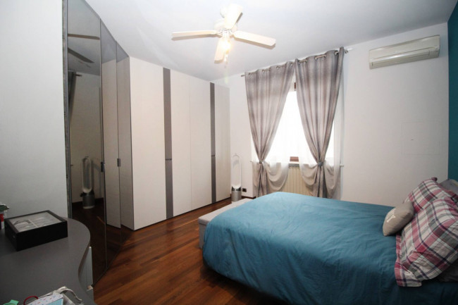 Appartamento in vendita a Lazzate