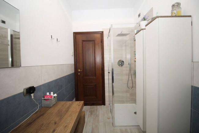 Appartamento in vendita a Lazzate