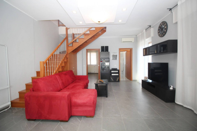 Appartamento in vendita a Cogliate