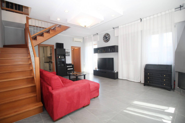 Appartamento in vendita a Cogliate