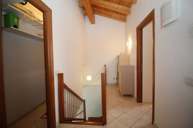 Appartamento in vendita a Cogliate