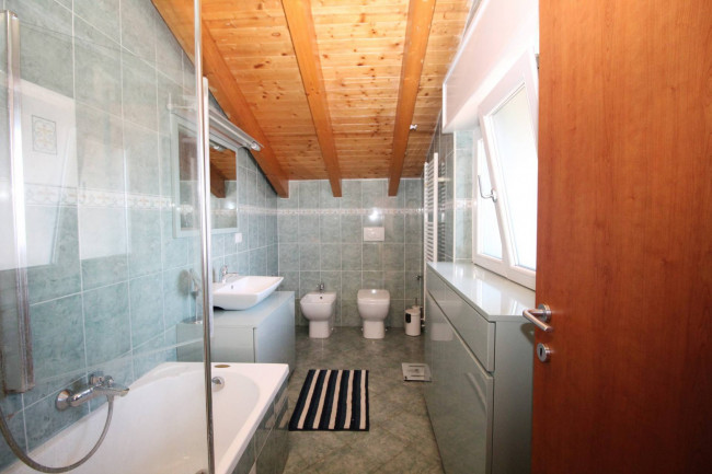 Appartamento in vendita a Cogliate