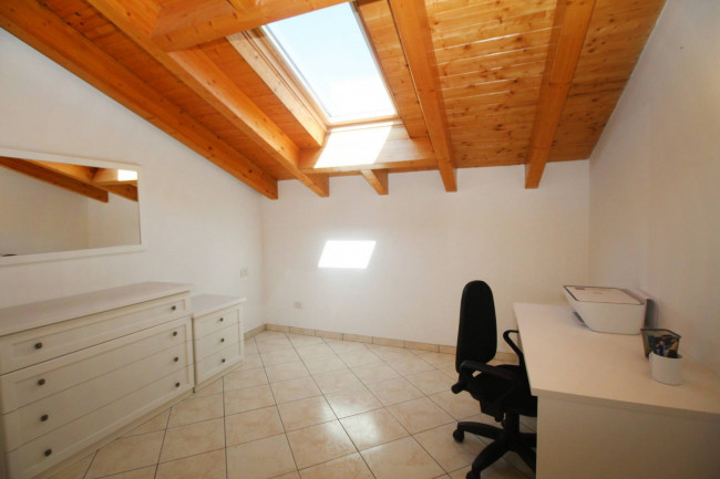 Appartamento in vendita a Cogliate