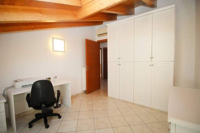 Appartamento in vendita a Cogliate