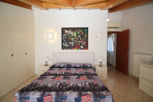 Appartamento in vendita a Cogliate