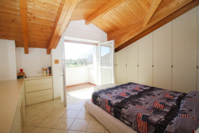 Appartamento in vendita a Cogliate