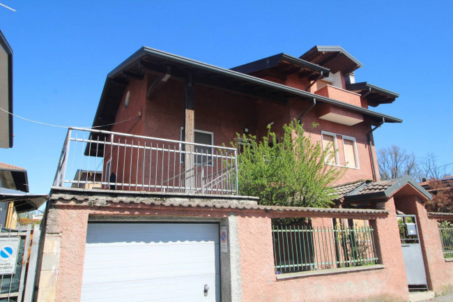 Appartamento in vendita a Cogliate