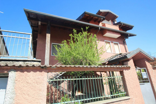 Appartamento in vendita a Cogliate