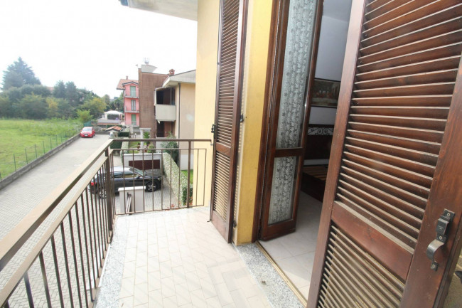 Appartamento in vendita a Lazzate