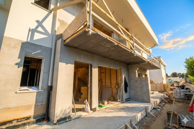 Villa in vendita a Lomazzo