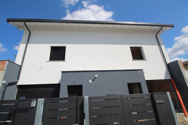 Villa in vendita a Lazzate