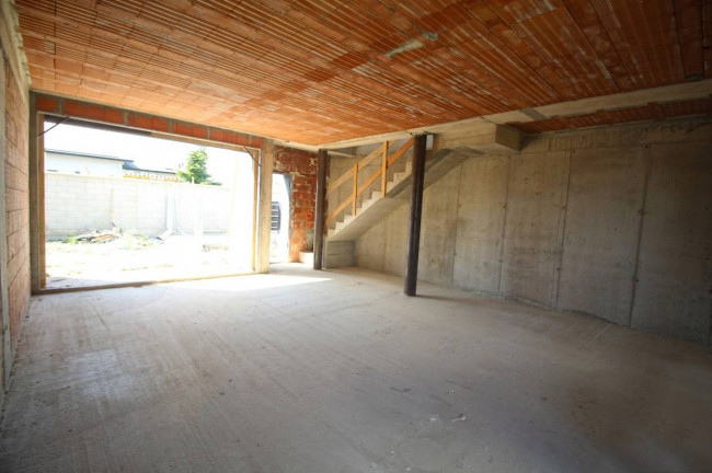 Villa in vendita a Lazzate