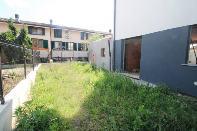 Villa in vendita a Lazzate